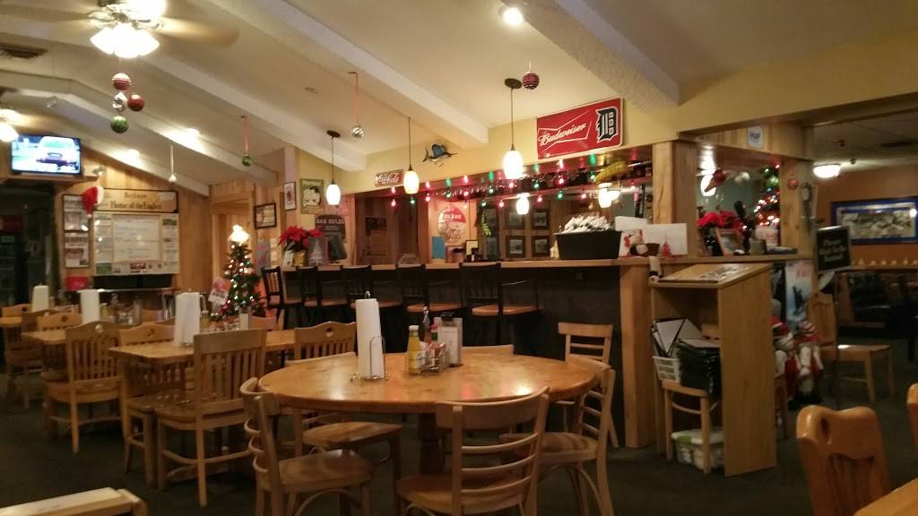 Toonies Fish & Steak House | restaurant | 216 N Bridge St, Bellaire, MI 49615, USA | 2315338513 OR +1 231-533-8513