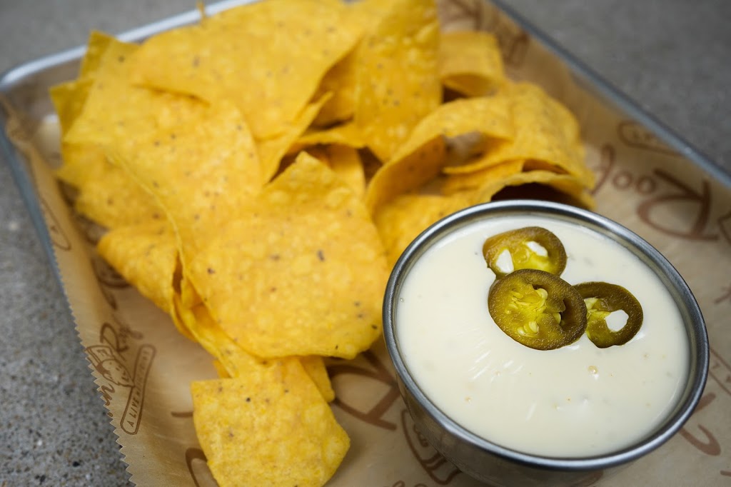 Tin Roof | restaurant | 1022 Senate St, Columbia, SC 29201, USA | 8037711558 OR +1 803-771-1558