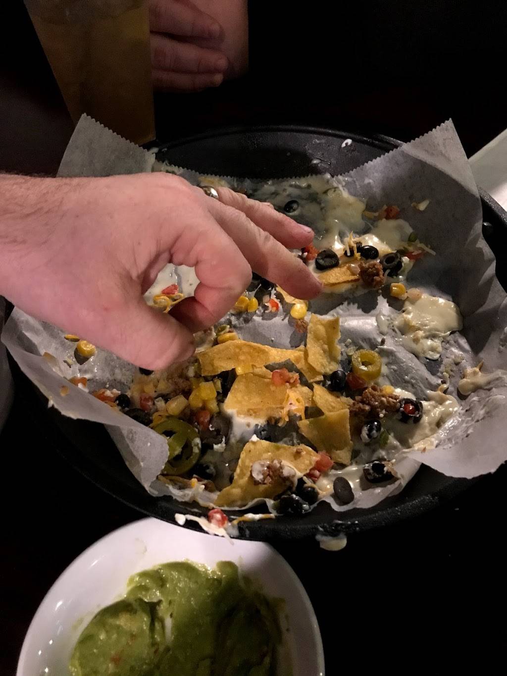 Outtakes Bar & Grill | restaurant | 2733 Winnetka Ave N, New Hope, MN 55427, USA | 7634170017 OR +1 763-417-0017