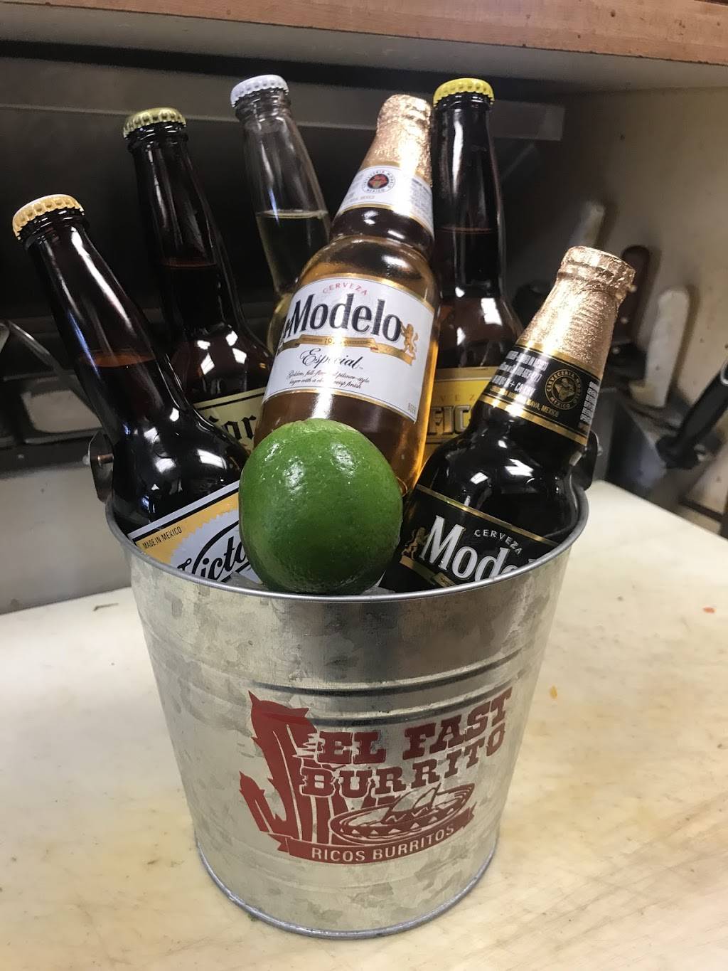 El Fast Burrito | restaurant | 1165 Lee St, Des Plaines, IL 60016, USA | 8472991144 OR +1 847-299-1144