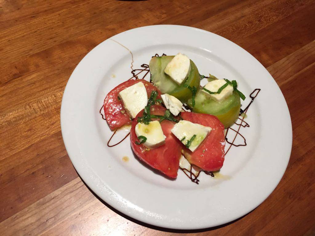 Black Canyon Restaurant | restaurant | 1509 W Dupont Rd, Fort Wayne, IN 46825, USA | 2602035900 OR +1 260-203-5900