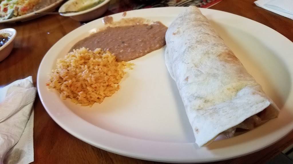 El Korita Restaurant & Marisco | restaurant | 3107 N Orange Blossom Trail, Zellwood, FL 32798, USA | 4078149933 OR +1 407-814-9933