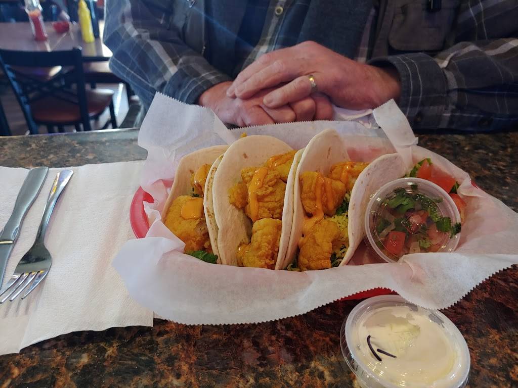 Cori’s Twin Gables | restaurant | 101 State Hwy 47, Marthasville, MO 63357, USA | 6364335048 OR +1 636-433-5048