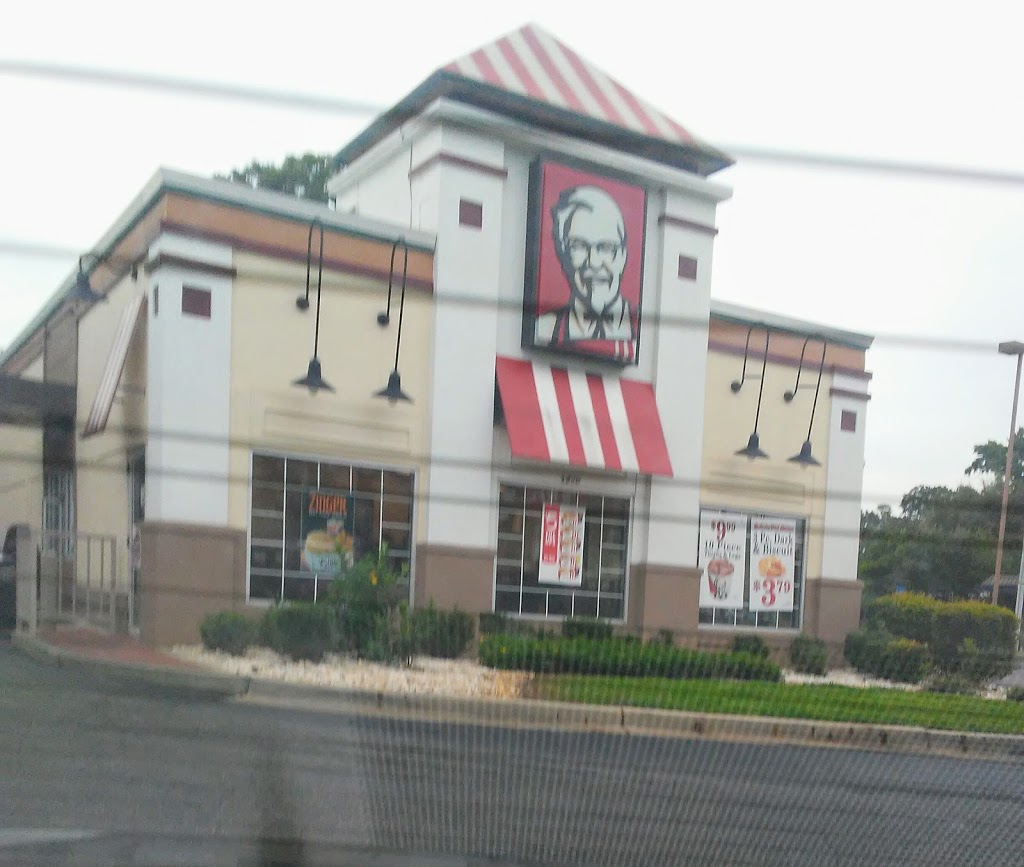 KFC | restaurant | 2850 SpringHill Ave, Mobile, AL 36607, USA | 2514760760 OR +1 251-476-0760