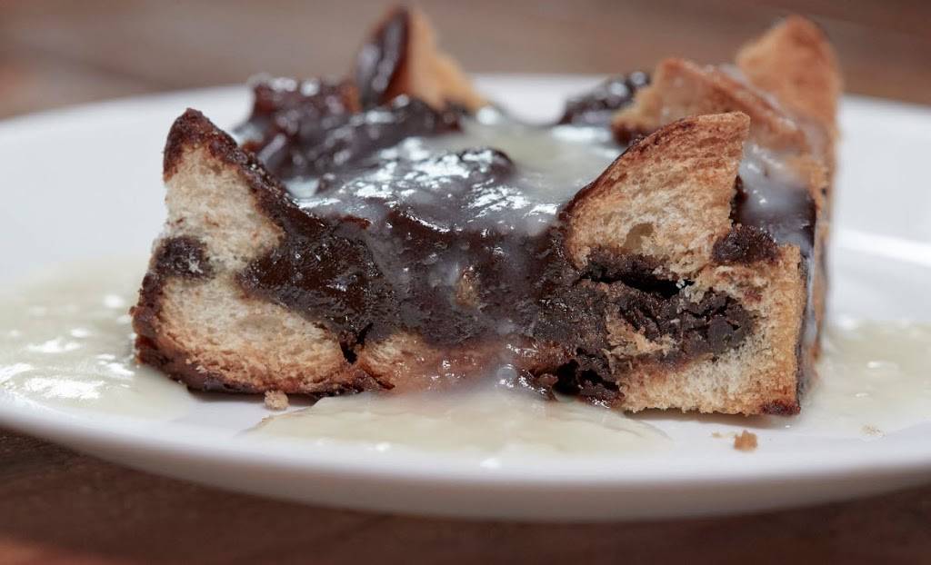 Morrisons Irish Pub | restaurant | 200 State St, Alton, IL 62002, USA | 6184338900 OR +1 618-433-8900