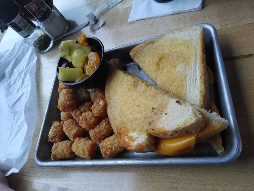 Scottys Brewhouse | restaurant | 700 Broadway Ave, Mattoon, IL 61938, USA | 2172946566 OR +1 217-294-6566