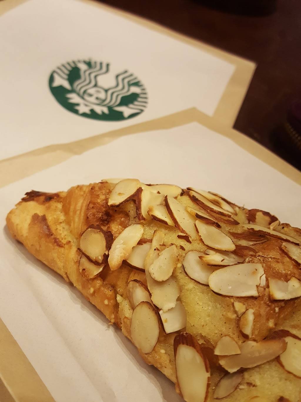 Starbucks | cafe | 470 Moraga Rd, Moraga, CA 94556, USA | 9253770523 OR +1 925-377-0523