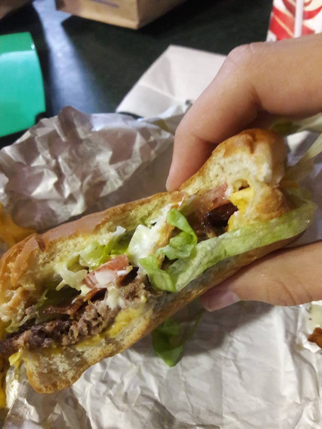 Sonic Drive-In | restaurant | 2551 S Jenkins Rd, Fort Pierce, FL 34947, USA | 7724616309 OR +1 772-461-6309