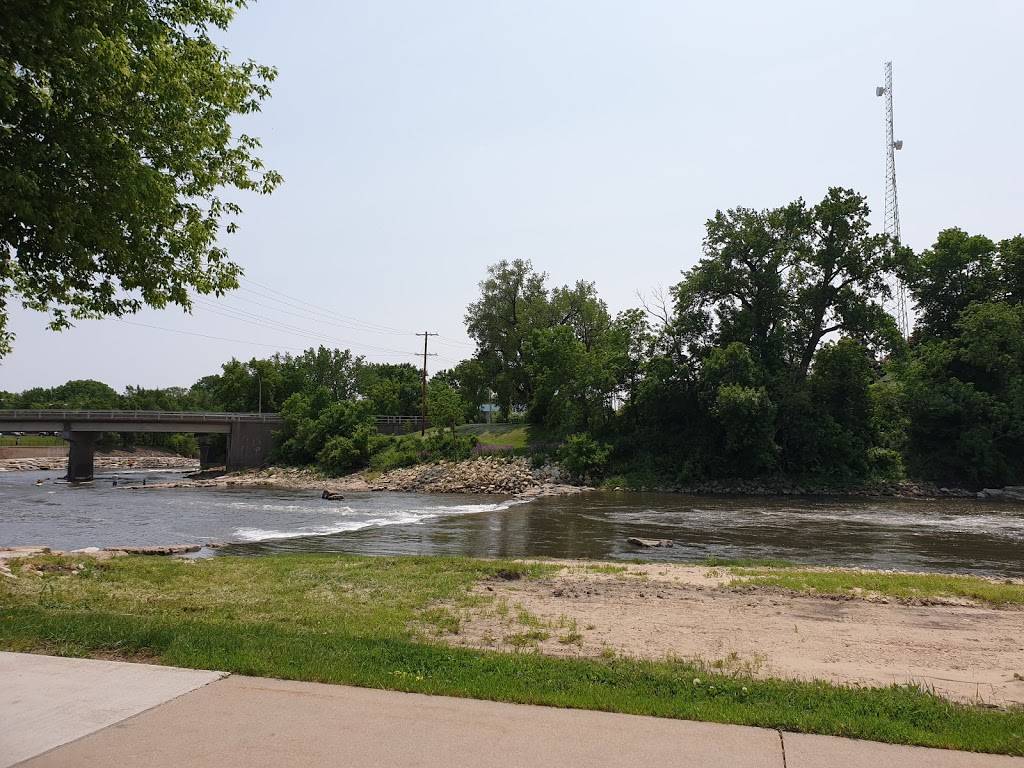 Burger King | restaurant | 200 W Main St, Manchester, IA 52057, USA | 5639278004 OR +1 563-927-8004