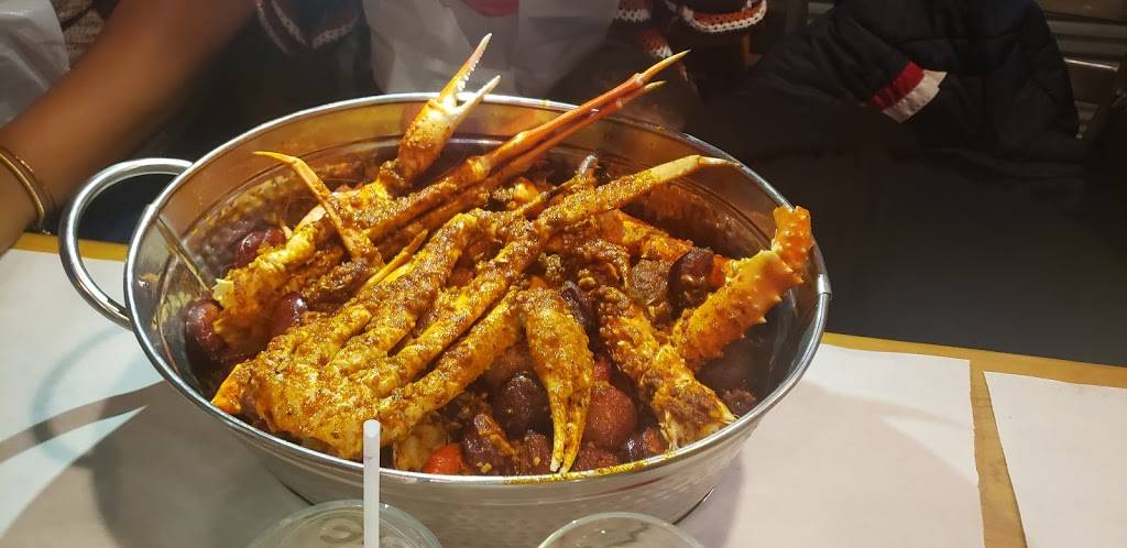 Seafood Shake | restaurant | 1852 Coventry Rd, Cleveland Heights, OH 44118, USA | 2164174830 OR +1 216-417-4830