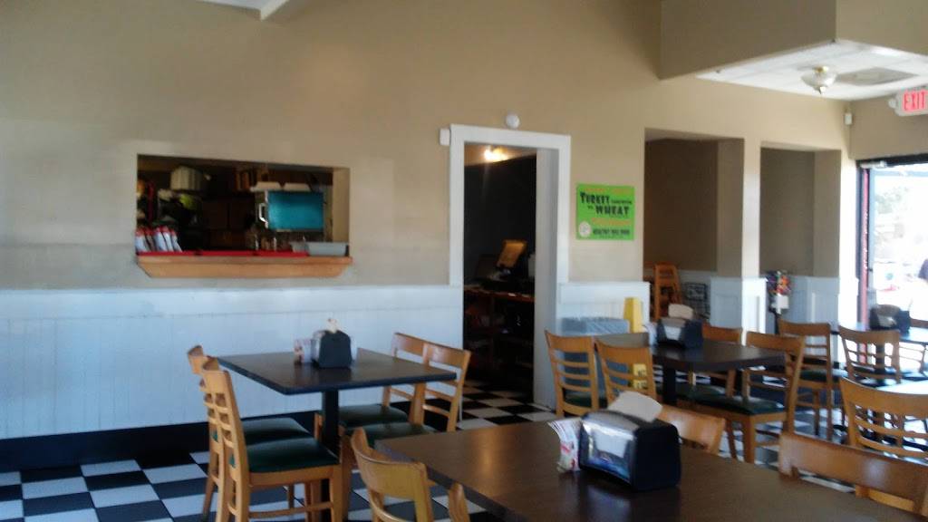 Grouchos Deli | meal takeaway | 1871 Sam Rittenberg Blvd, Charleston, SC 29407, USA | 8435731900 OR +1 843-573-1900