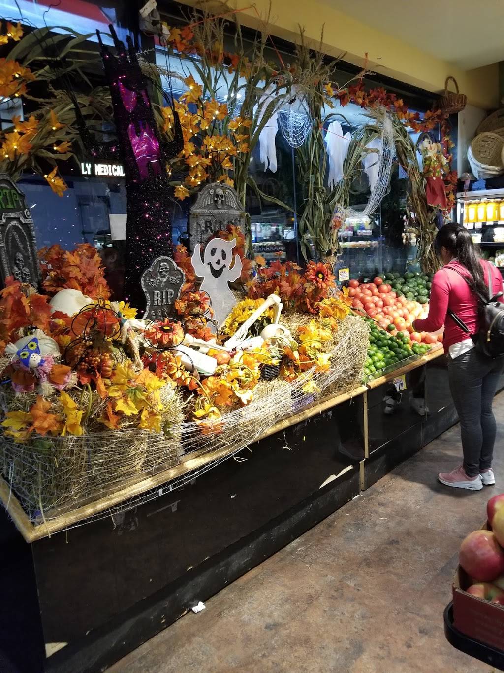 Tacos Al Suadero | restaurant | 37-57 90th St, Jackson Heights, NY 11372, USA | 7185077100 OR +1 718-507-7100