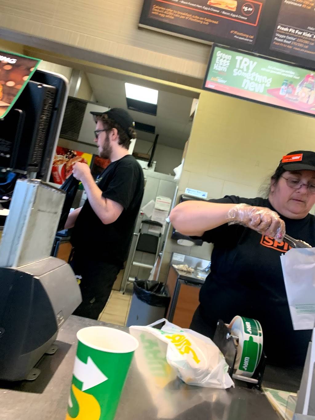 Subway | meal takeaway | 1264 W University Pkwy, Orem, UT 84058, USA | 8016075348 OR +1 801-607-5348