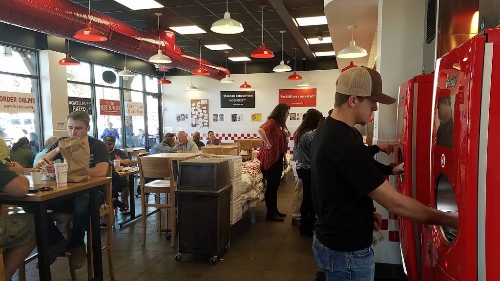 Chipotle Mexican Grill | restaurant | 1229 E Grand Ave, Arroyo Grande, CA 93420, USA | 8054810012 OR +1 805-481-0012