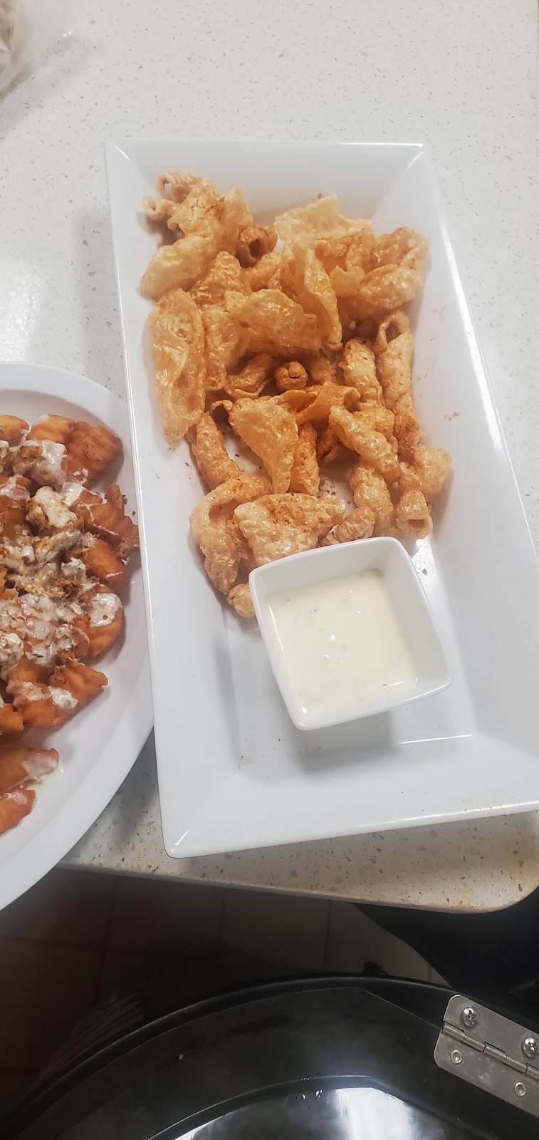 Wild Hog Patio Bar &Grill | restaurant | 722 E Main St, Magnolia, AR 71753, USA | 8709013143 OR +1 870-901-3143