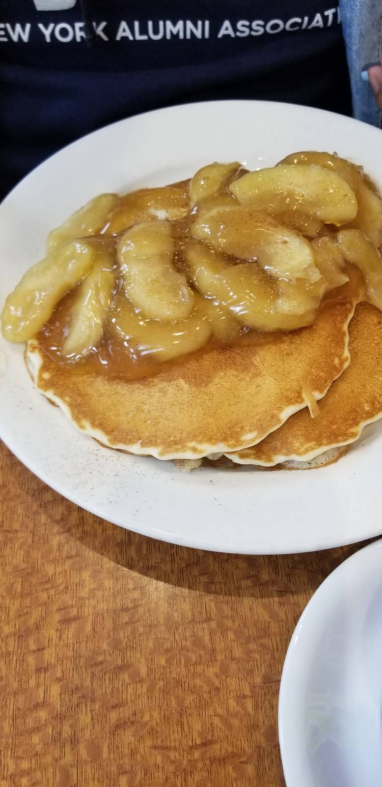 J.K. & Sons | restaurant | 801 Broadway, Brooklyn, NY 11206, USA | 7187822366 OR +1 718-782-2366