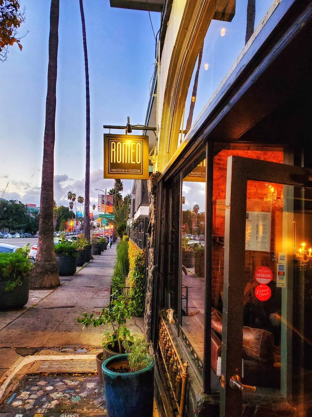 Romeo Wine Bar | restaurant | 4019 Sunset Blvd, Los Angeles, CA 90029, USA | 4243462514 OR +1 424-346-2514