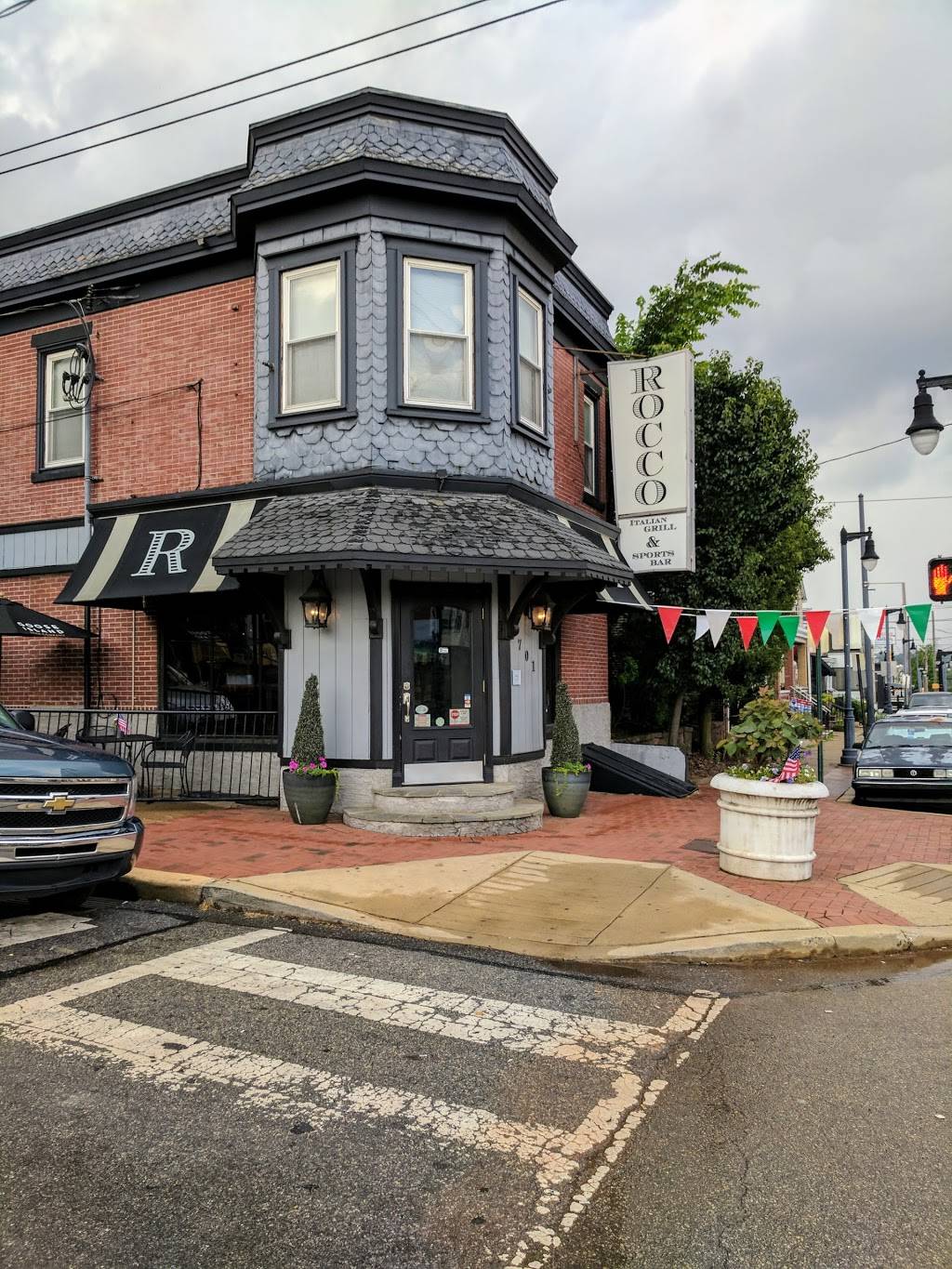Rocco Italian Grill & Sports Bar | restaurant | 701 N Union St, Wilmington, DE 19805, USA | 3023846052 OR +1 302-384-6052