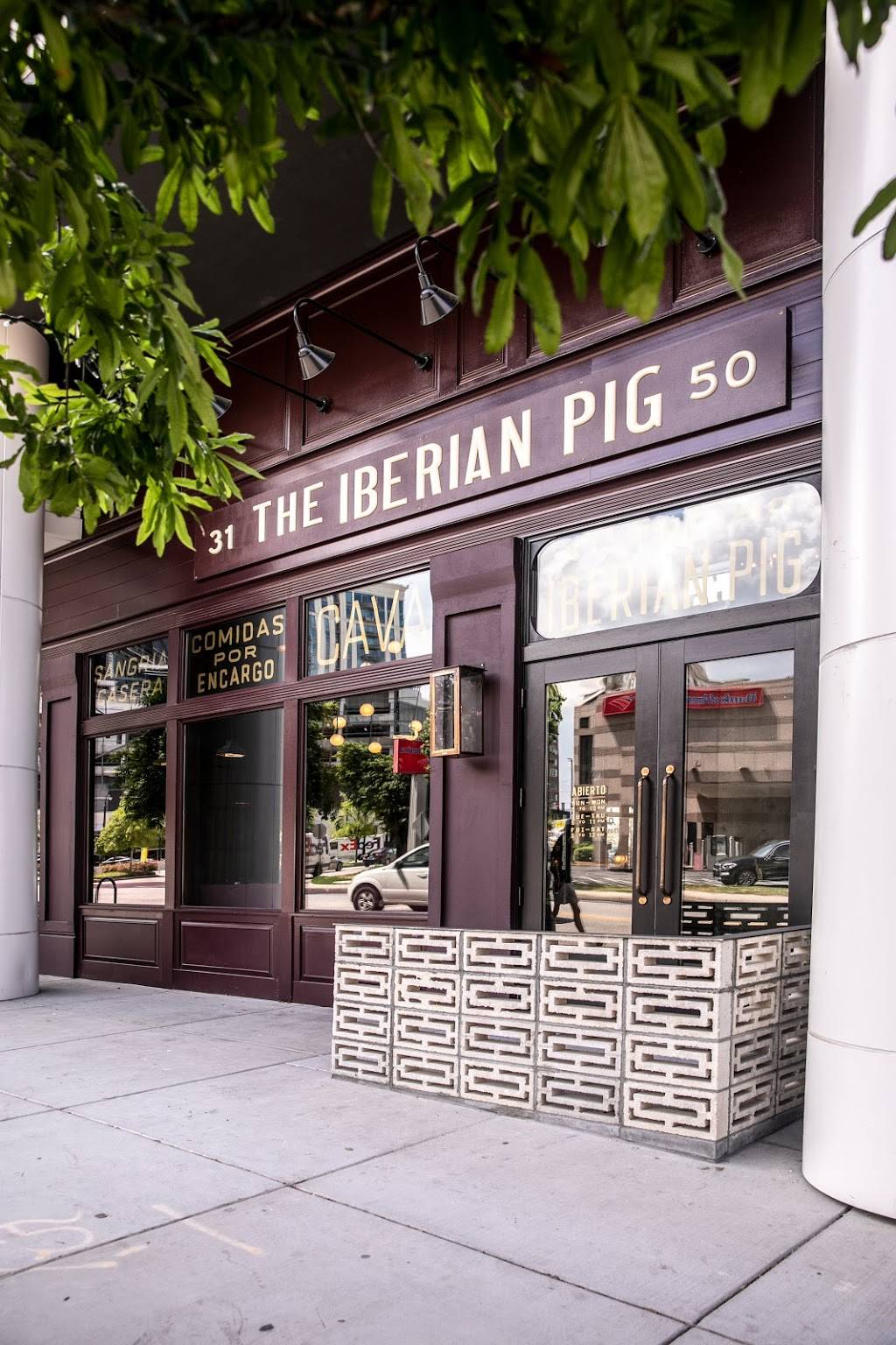 The Iberian Pig | restaurant | 3150 Roswell Rd NW Suite A3, Atlanta, GA 30305, USA | 4049944990 OR +1 404-994-4990