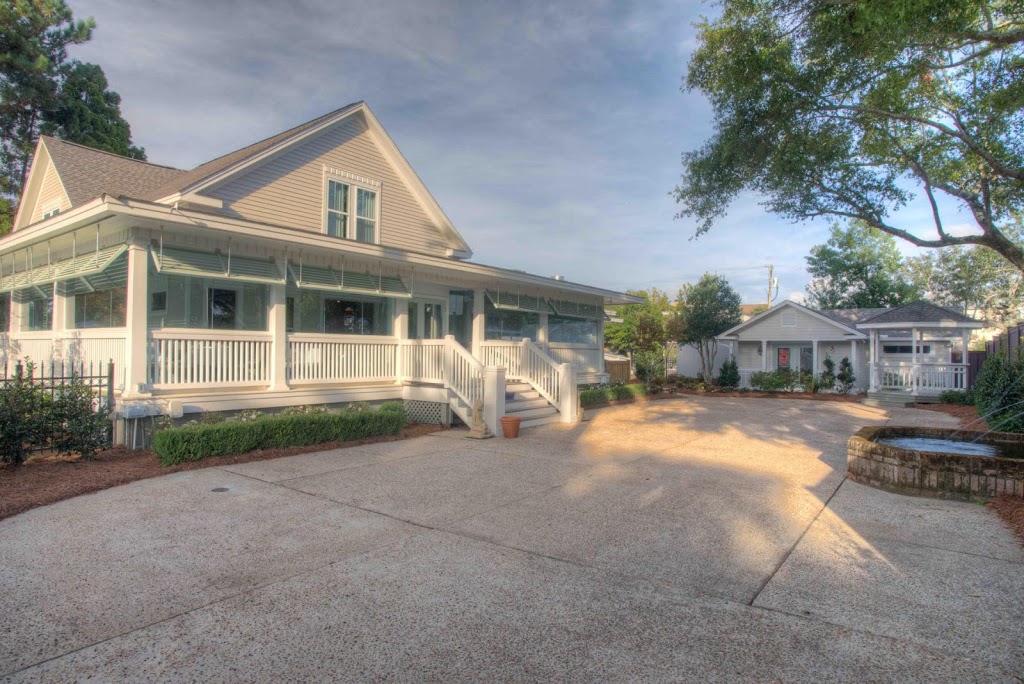 The Fairhope Inn | restaurant | 63 S Church St, Fairhope, AL 36532, USA | 2519286226 OR +1 251-928-6226