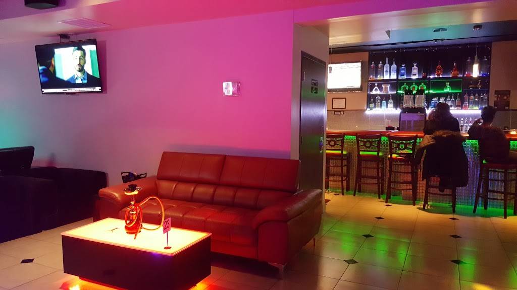 Spiked Sports Lounge & Grill | restaurant | 7016 Frankford Ave, Philadelphia, PA 19135, USA | 2158212194 OR +1 215-821-2194