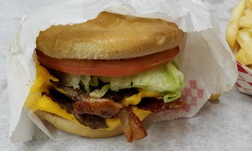 Arts Burgers | restaurant | 11629 Valley Blvd, El Monte, CA 91732, USA | 6264427554 OR +1 626-442-7554