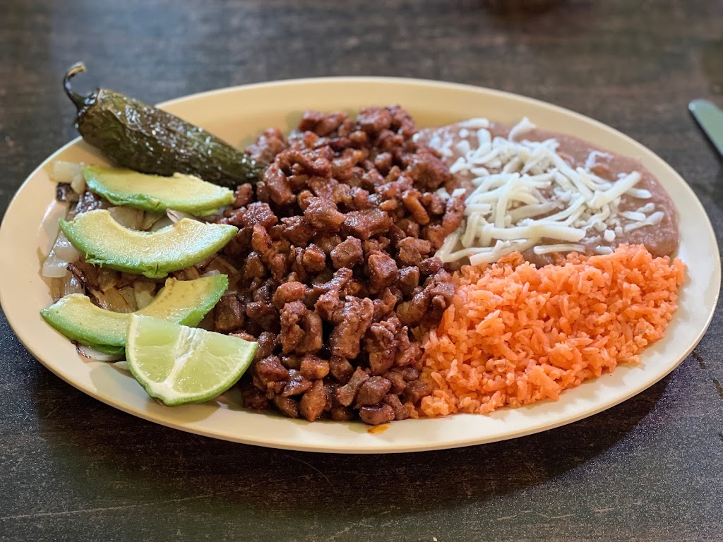 Las Palmas Taqueria | restaurant | 200 E Giraud Ave, Canadian, TX 79014, USA | 8063239897 OR +1 806-323-9897
