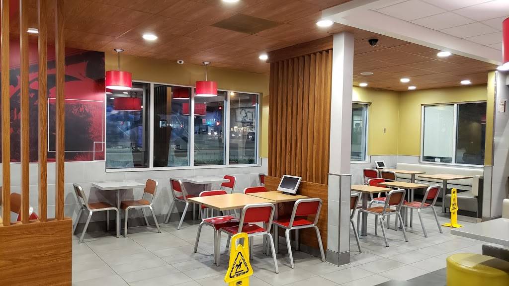 McDonalds | cafe | 2157 Lincoln Ave, Altadena, CA 91001, USA | 6263989966 OR +1 626-398-9966