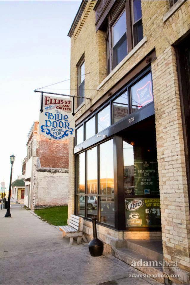 The Blue Door Pub | restaurant | 208 Ellis St, Kewaunee, WI 54216, USA | 9202554216 OR +1 920-255-4216