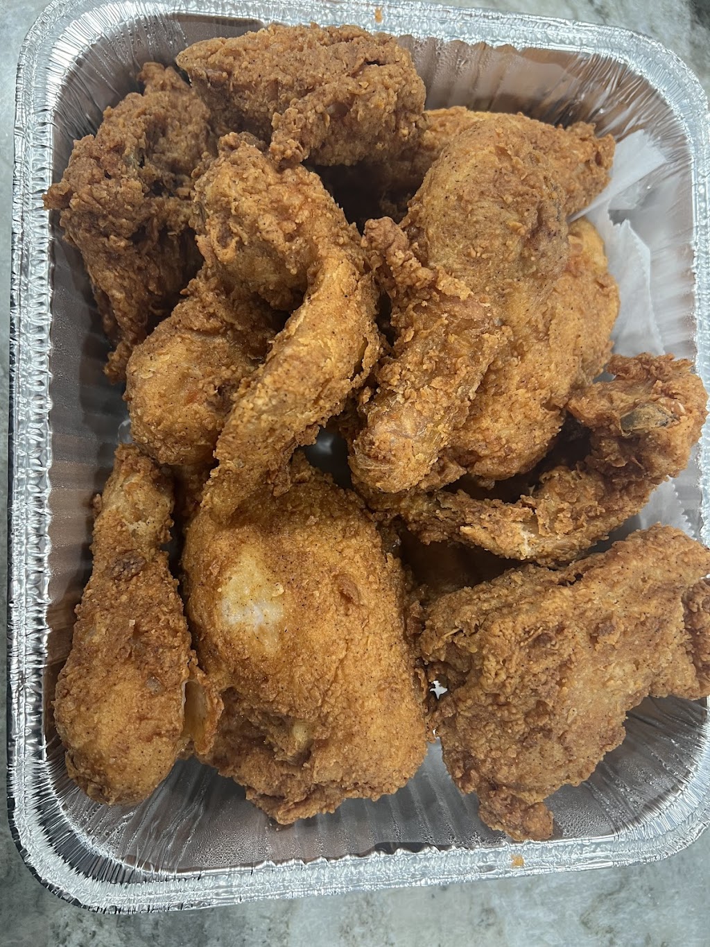 Chesters Chicken and Bambinos Pizza | restaurant | 13003 Michigan Ave, Dearborn, MI 48126, USA | 3137897961 OR +1 313-789-7961