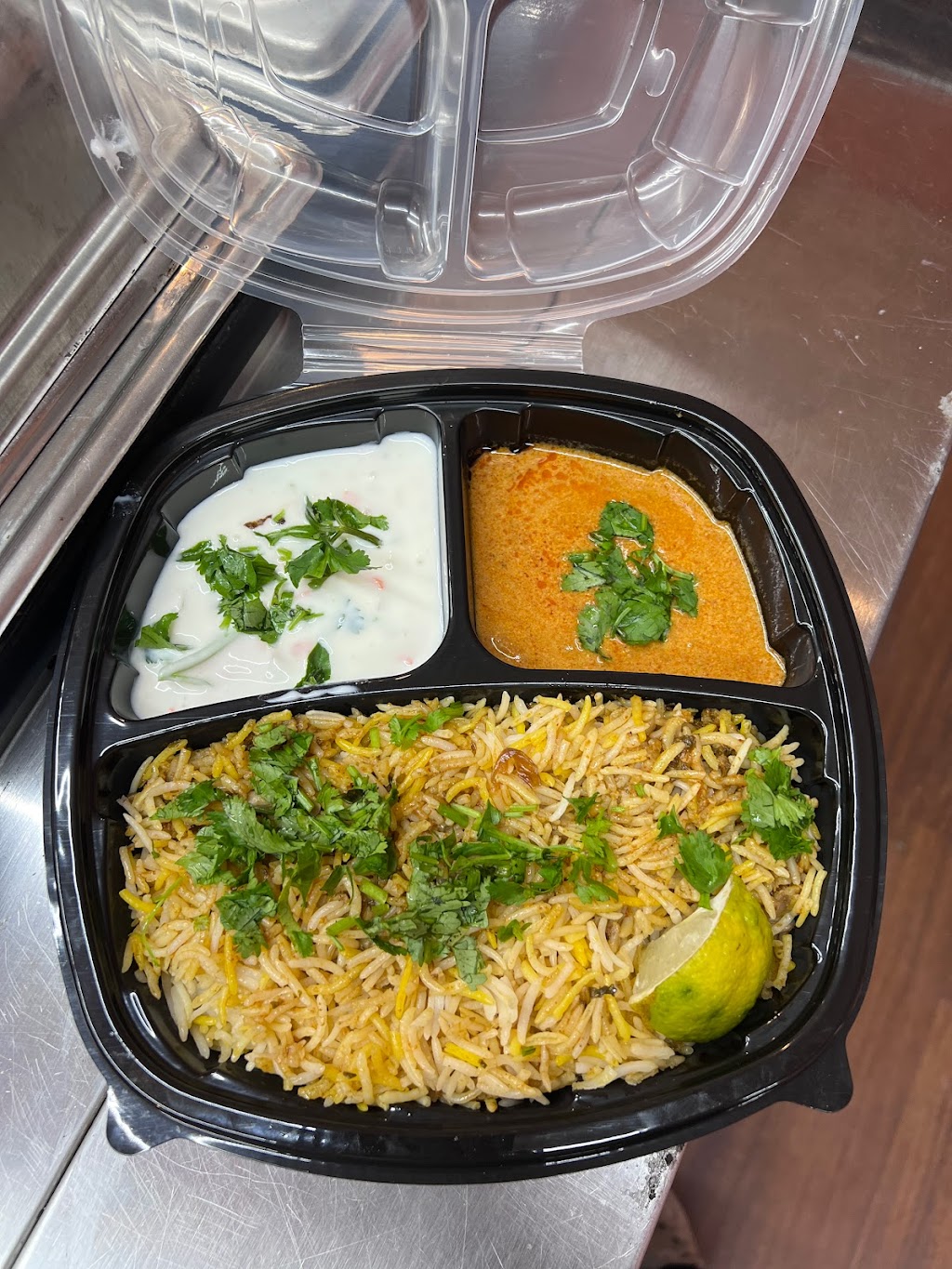 Srees Kitchen | restaurant | 5800 North W Street, Pensacola, FL 32505, USA | 8507413397 OR +1 850-741-3397