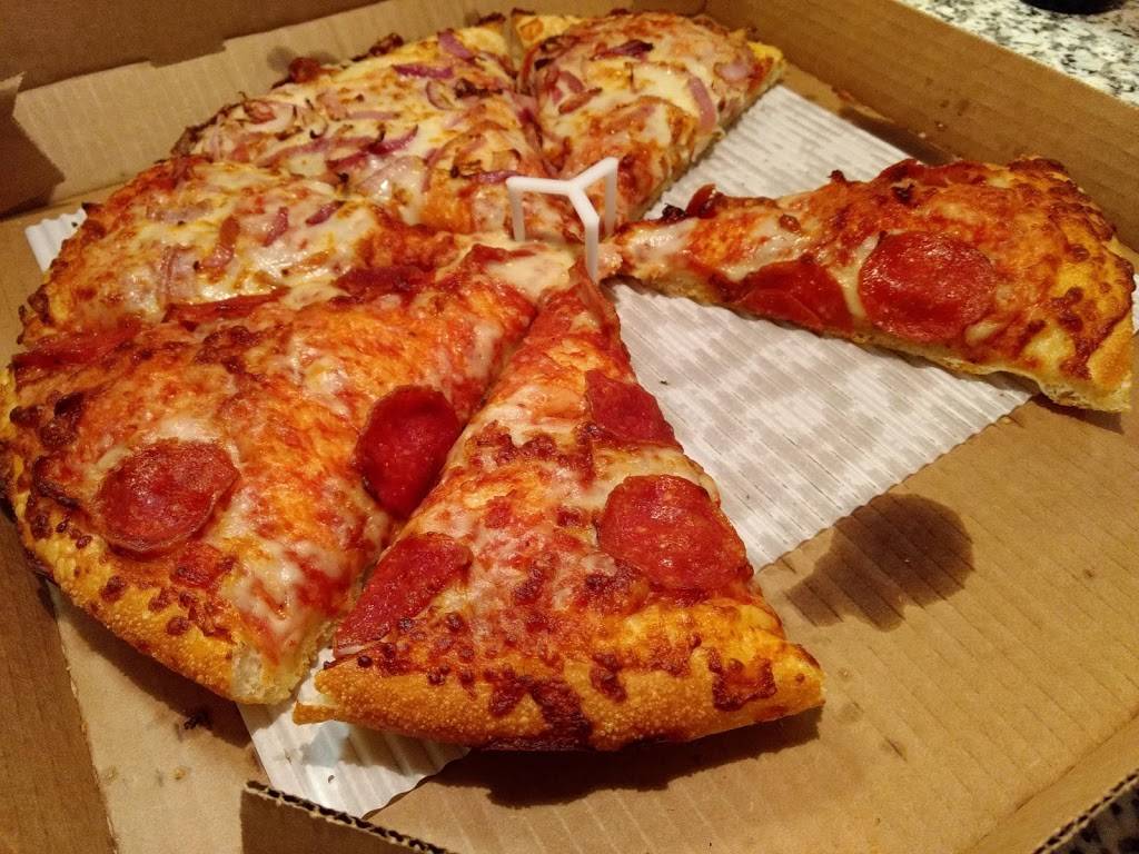 Pizza Hut | meal takeaway | 35 Robert Smalls Pkwy Suite 102, Beaufort, SC 29902, USA | 8435247948 OR +1 843-524-7948