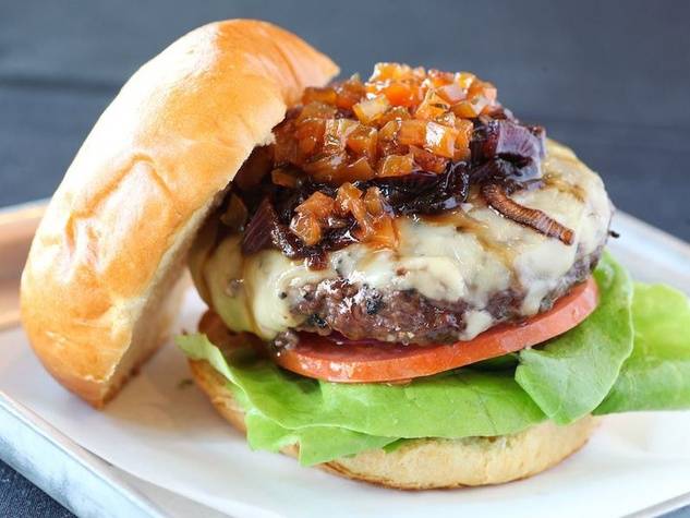 Aroma Cafe Cadillac | restaurant | 10725 Pineville Rd, Pineville, NC 28134, USA | 7045567400 OR +1 704-556-7400