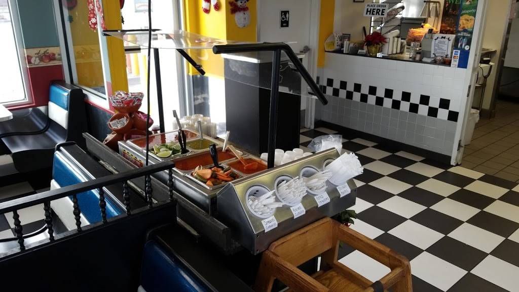 Linas Mexican Restaurant | restaurant | 5832 S 144th St, Omaha, NE 68137, USA | 4028952101 OR +1 402-895-2101