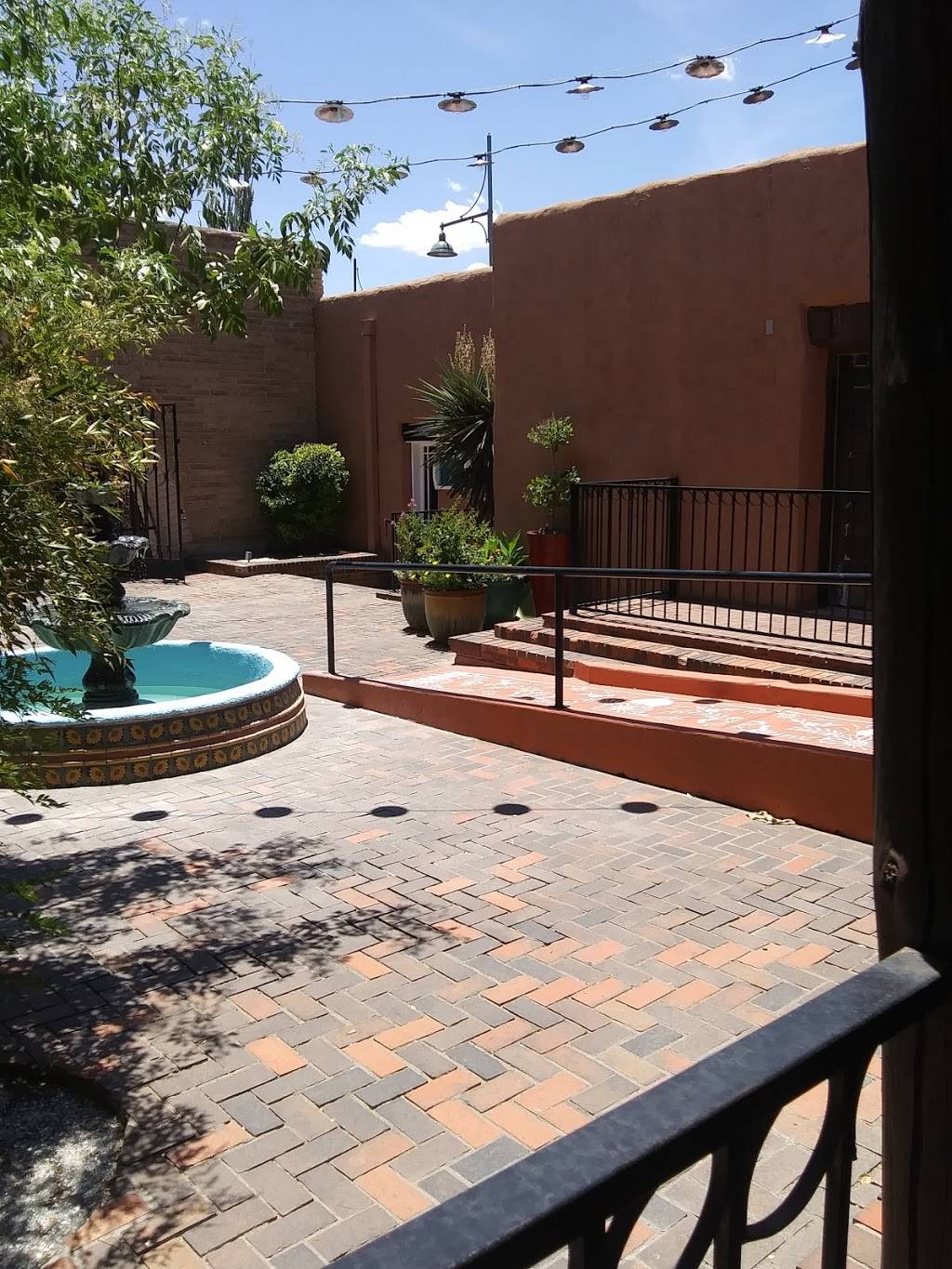 Rosies Cafe | restaurant | 300 N Main St, Las Cruces, NM 88001, USA | 5755261256 OR +1 575-526-1256