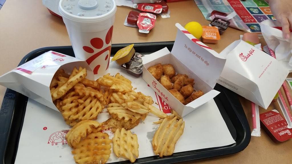 Chick-fil-A | restaurant | 7925 Fountain Mesa Rd, Fountain, CO 80817, USA | 7193123123 OR +1 719-312-3123