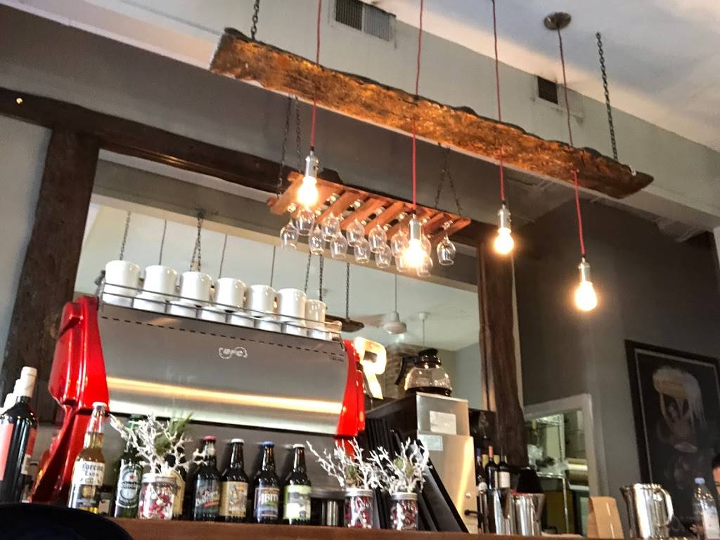 Effys Cafe | restaurant | 104 W 96th St, New York, NY 10025, USA | 2122806200 OR +1 212-280-6200