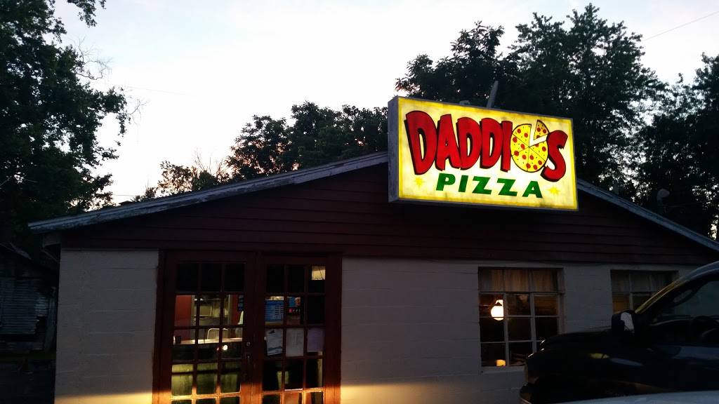 Daddios | restaurant | 135 S Poplar St, Lebanon Junction, KY 40150, USA | 5028332869 OR +1 502-833-2869