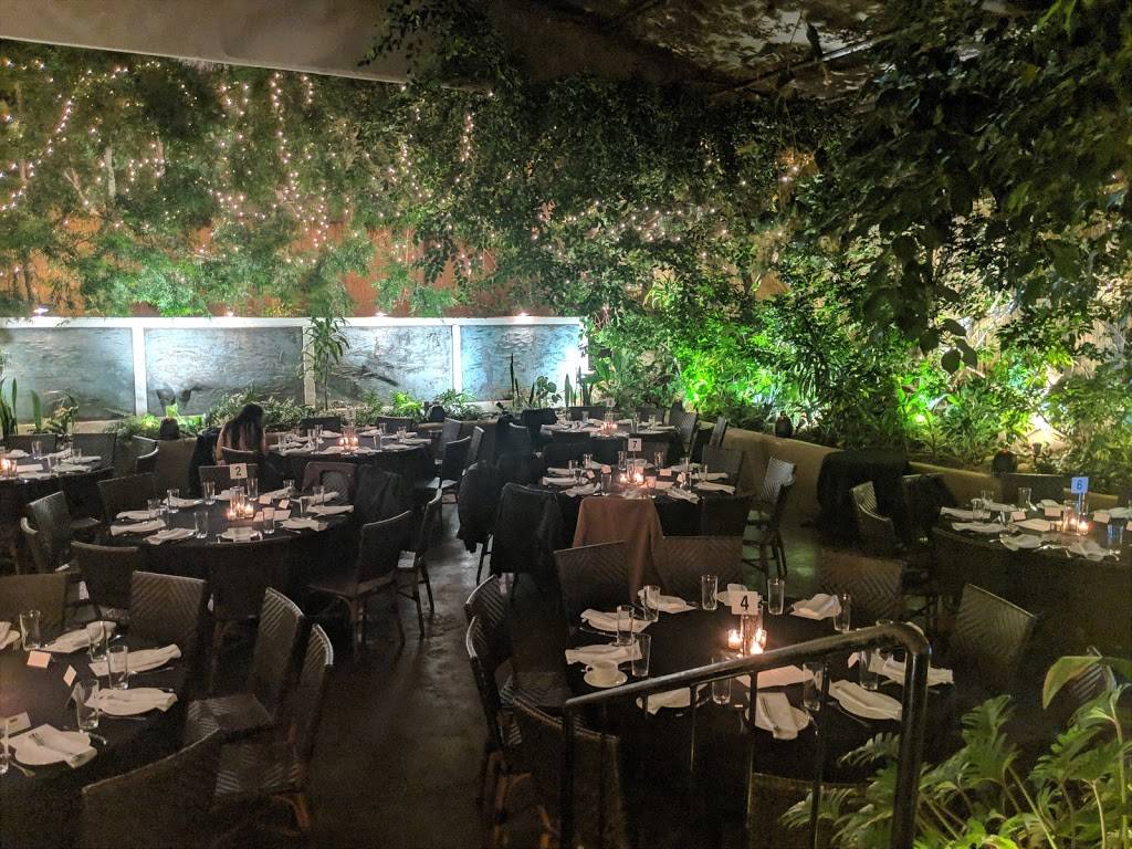 Michaels | restaurant | 1147 3rd St, Santa Monica, CA 90403, USA | 3104510843 OR +1 310-451-0843