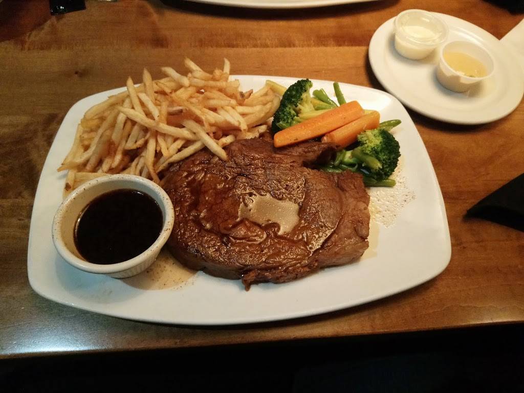 Bâton Rouge Steakhouse & Bar | restaurant | 582 Chemin de Touraine suite 900, Boucherville, QC J4B 5E4, Canada | 4506554440 OR +1 450-655-4440