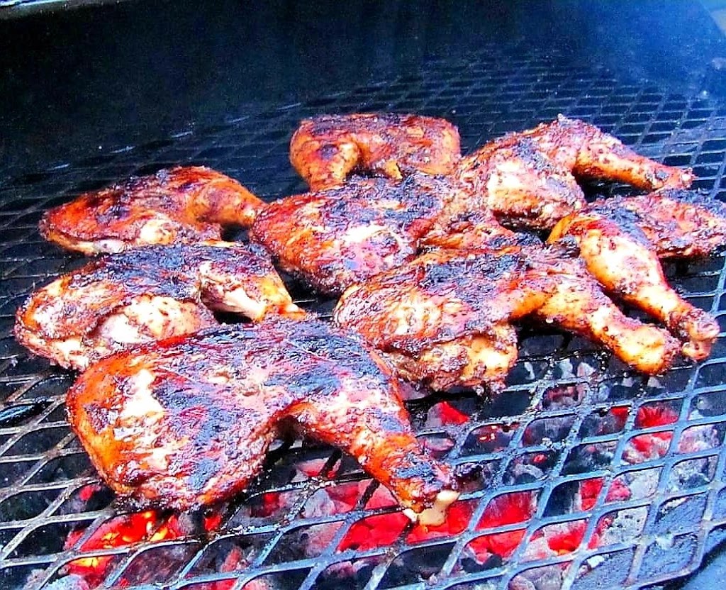 PITT BABE BBQ | restaurant | 3517 N Spaulding Ave, Chicago, IL 60618, USA | 6306443485 OR +1 630-644-3485