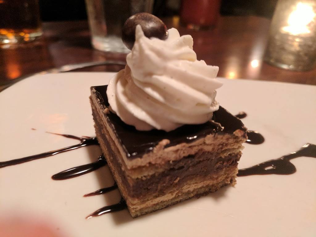 Brick Cellar Bar | restaurant | 137 Main St, Edgartown, MA 02539, USA | 5086275850 OR +1 508-627-5850