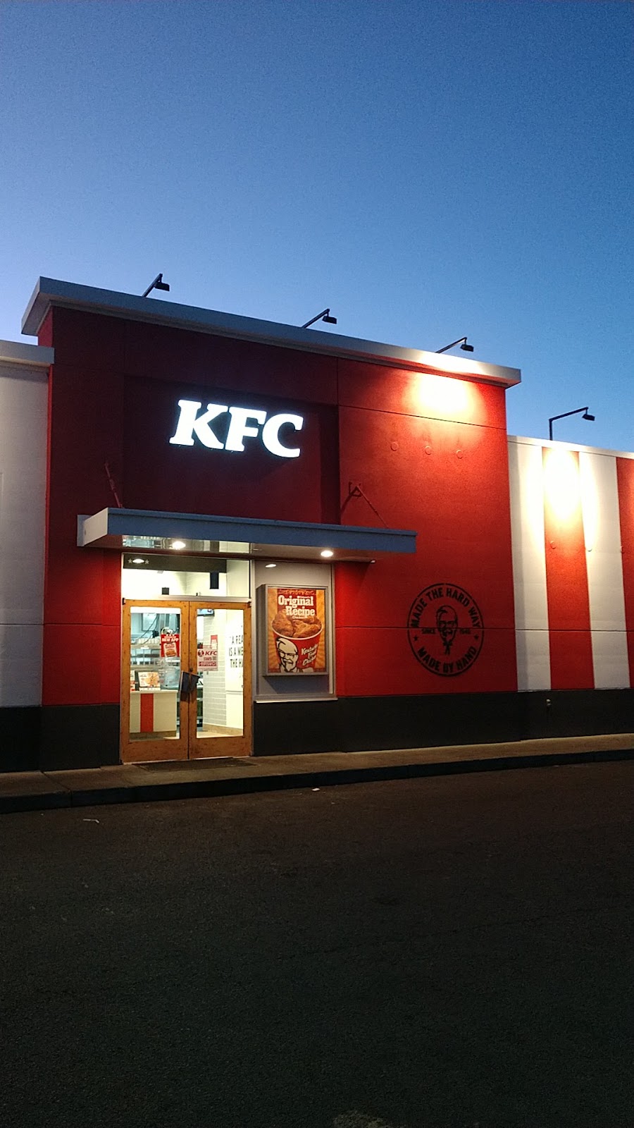 KFC | restaurant | 1812 W Northwest Blvd, Spokane, WA 99205, USA | 5093254545 OR +1 509-325-4545