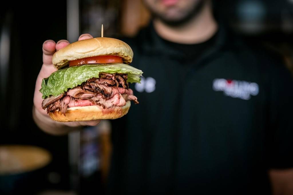 The Rolling Grill Pit Beef & Catering | restaurant | 5609 Hess Ave, Baltimore, MD 21212, USA | 4103021727 OR +1 410-302-1727