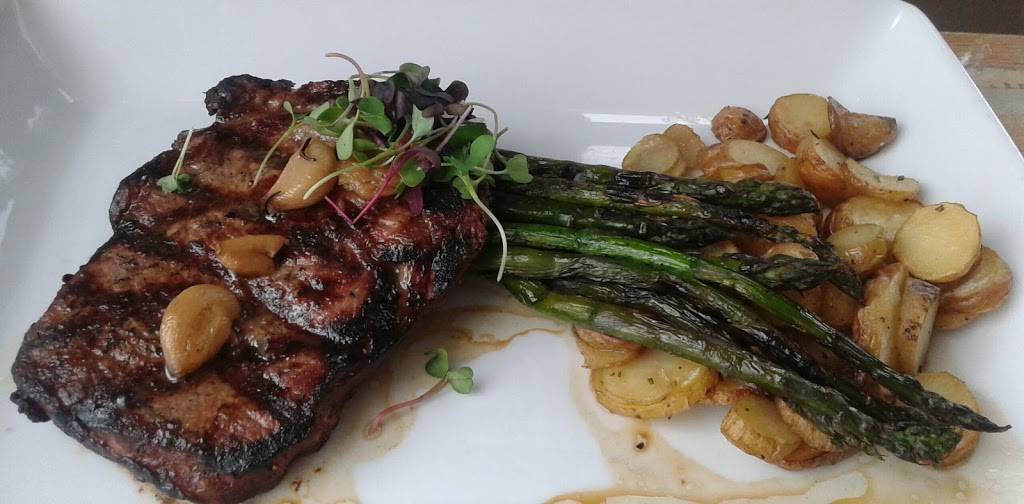 Trafford Restaurant | restaurant | 285 Water St, Warren, RI 02885, USA | 4012892265 OR +1 401-289-2265