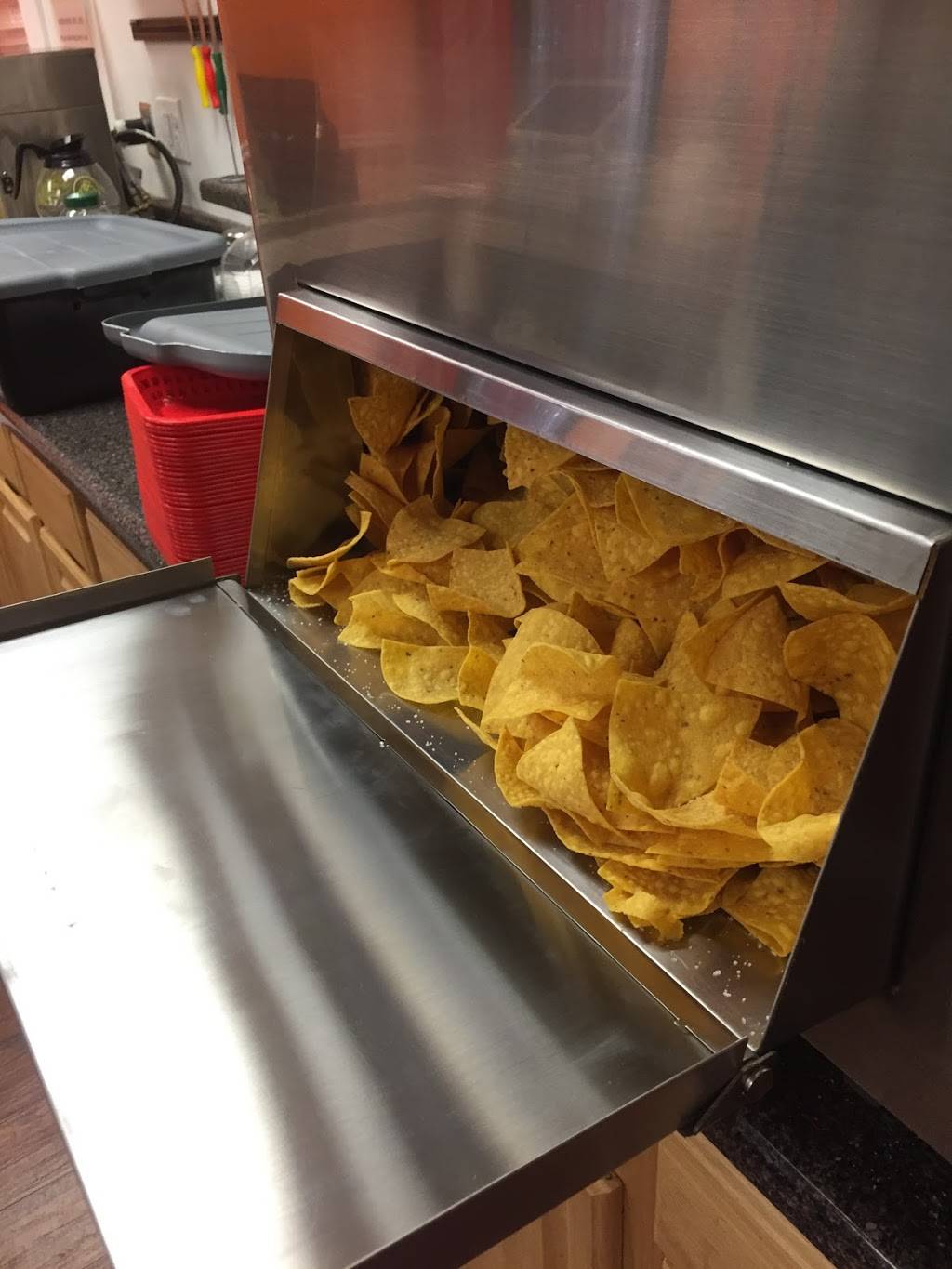 Fandango Mexican Grill | restaurant | 490 Pleasant Valley Way, West Orange, NJ 07052, USA | 9737311144 OR +1 973-731-1144