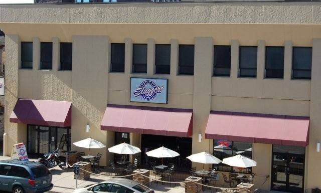 Sluggers Sports Bar & Grill | restaurant | 14 E 10th St, Erie, PA 16501, USA | 8144549464 OR +1 814-454-9464