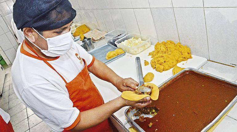 Salteñas Deli | cafe | 13504 Fanshowe Rd, Jacksonville, FL 32246, USA | 9738611666 OR +1 973-861-1666