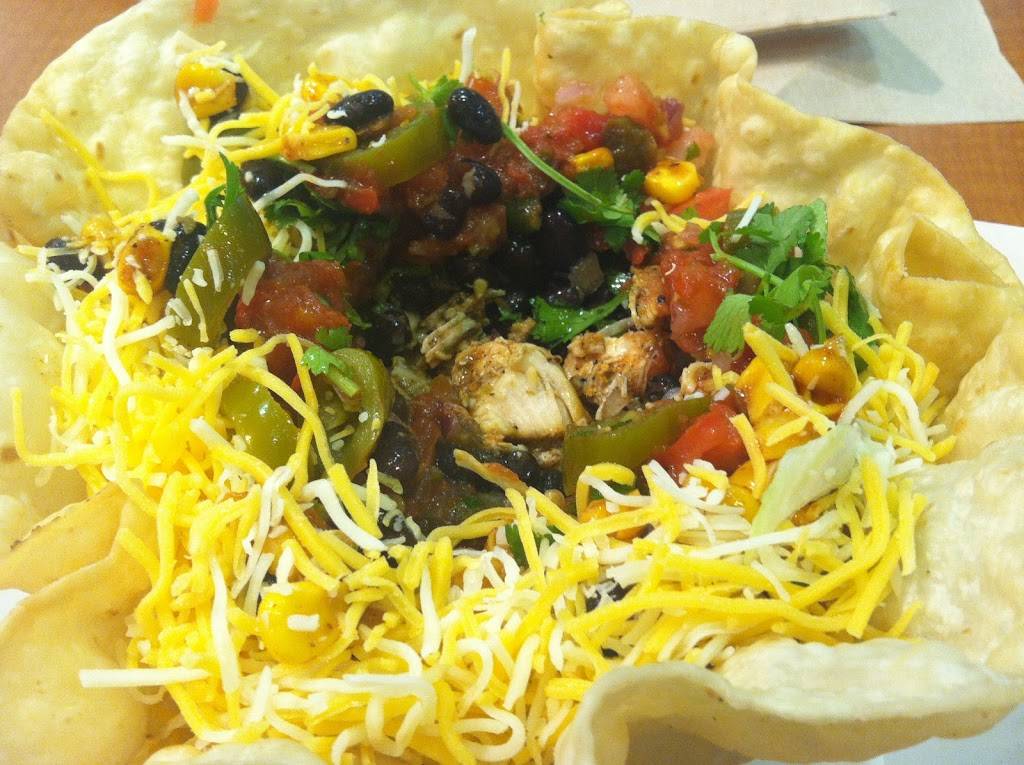 Salsaritas Fresh Mexican Grill | restaurant | 5501 Josh Birmingham Pkwy, Charlotte, NC 28208, USA | 7043598001 OR +1 704-359-8001