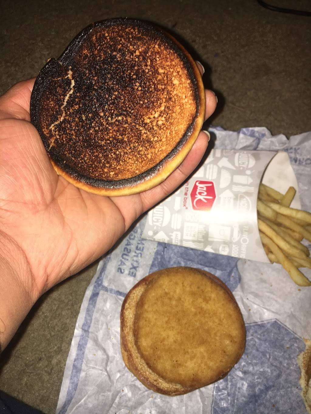 Jack in the Box | restaurant | 15030 Perris Blvd, Moreno Valley, CA 92551, USA | 9514859653 OR +1 951-485-9653